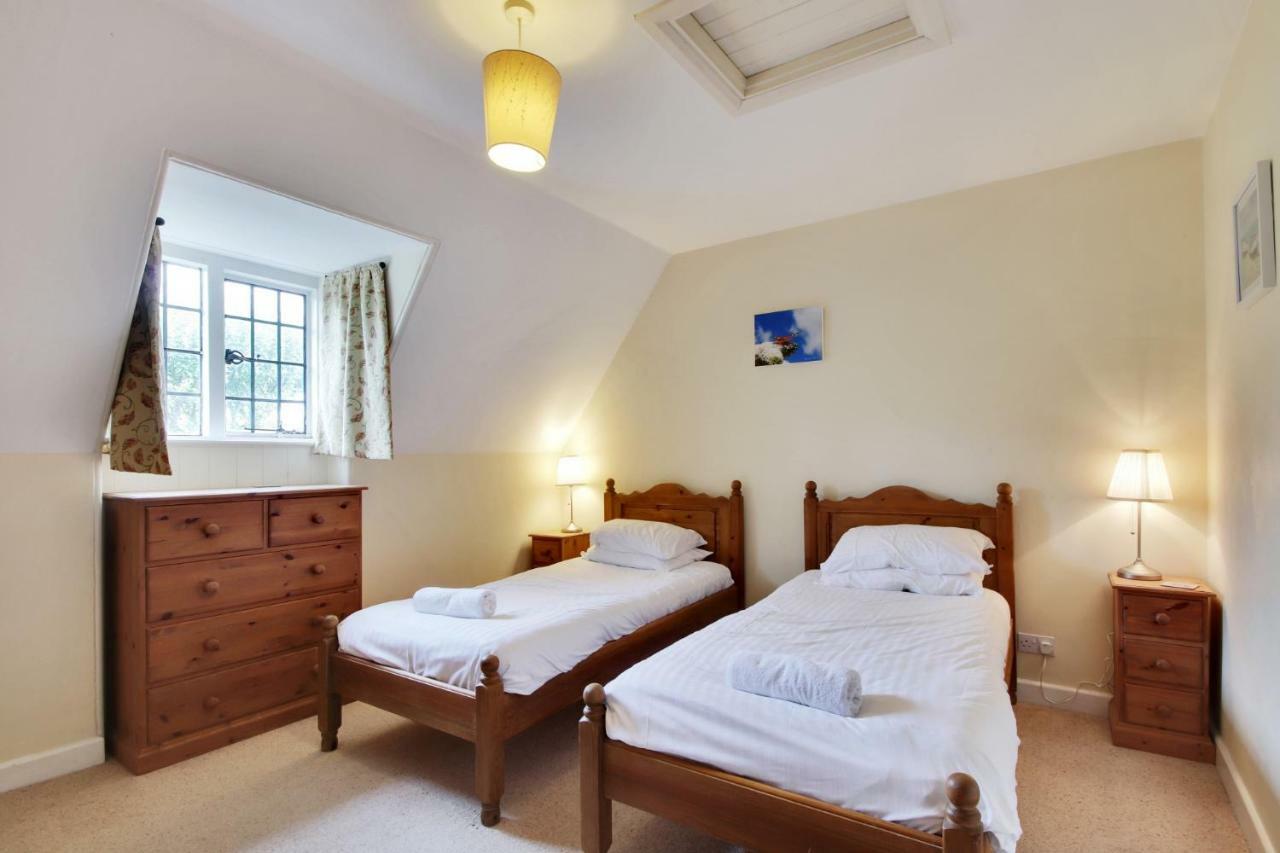 Lympne Castle Cottages Hythe  Bagian luar foto